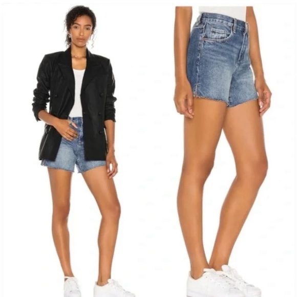 BLANKNYC High Waisted Mom Shorts - Picture 2 of 9